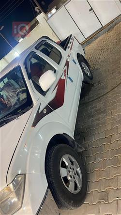 نيسان نافارا